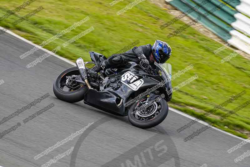 cadwell no limits trackday;cadwell park;cadwell park photographs;cadwell trackday photographs;enduro digital images;event digital images;eventdigitalimages;no limits trackdays;peter wileman photography;racing digital images;trackday digital images;trackday photos